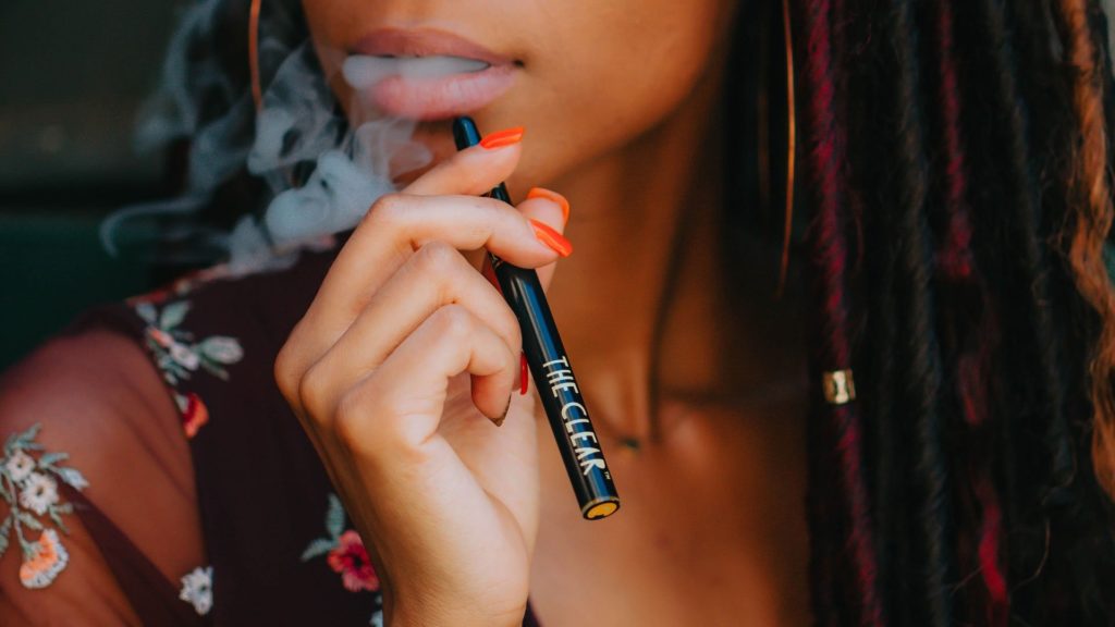 Best weed pens for flavorful hits and smooth draws