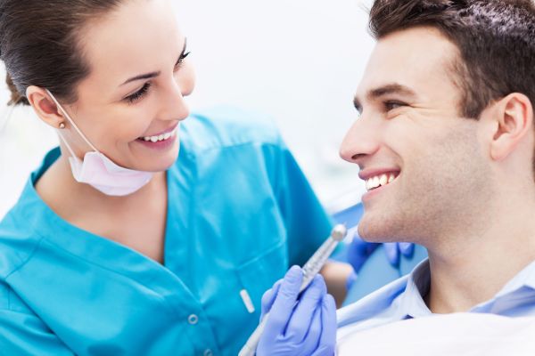 Professional dental cleaning in Seaford: Know the critical steps 